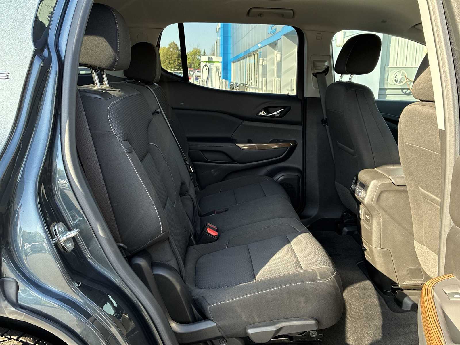 2020 Gmc Acadia SLE photo 23