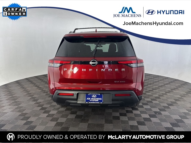 2022 Nissan Pathfinder SV photo 4