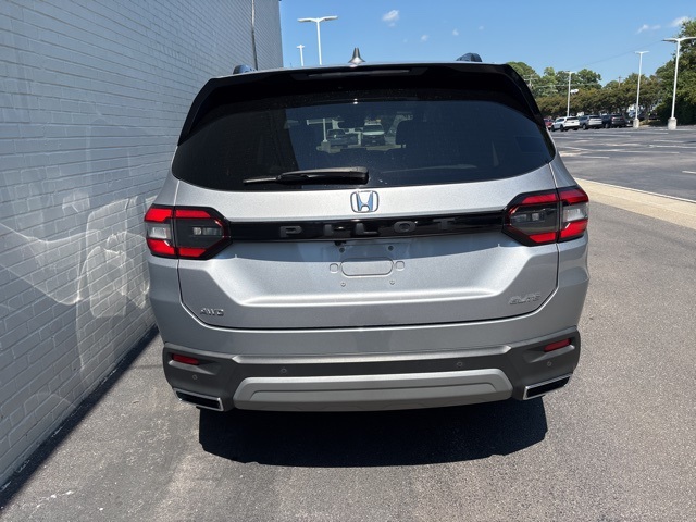 2025 Honda Pilot Elite photo 2