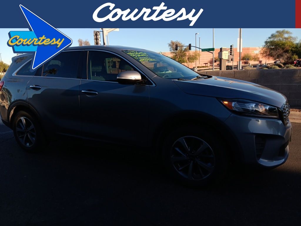 2020 Kia Sorento LX's photo