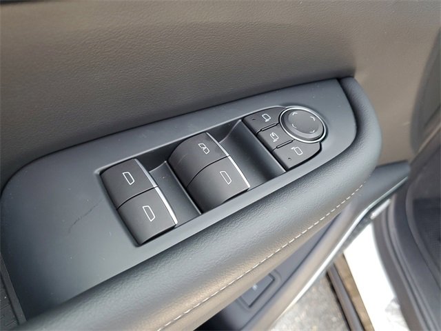 2025 Buick Enclave Sport Touring photo 9