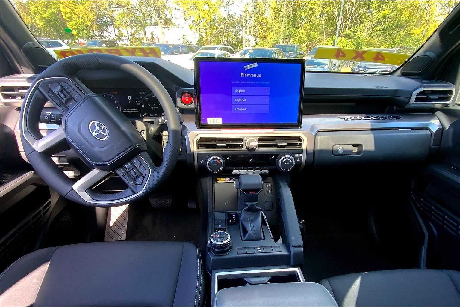 2025 Toyota Tacoma TRD Off-Road 4x4 Double Cab photo 5