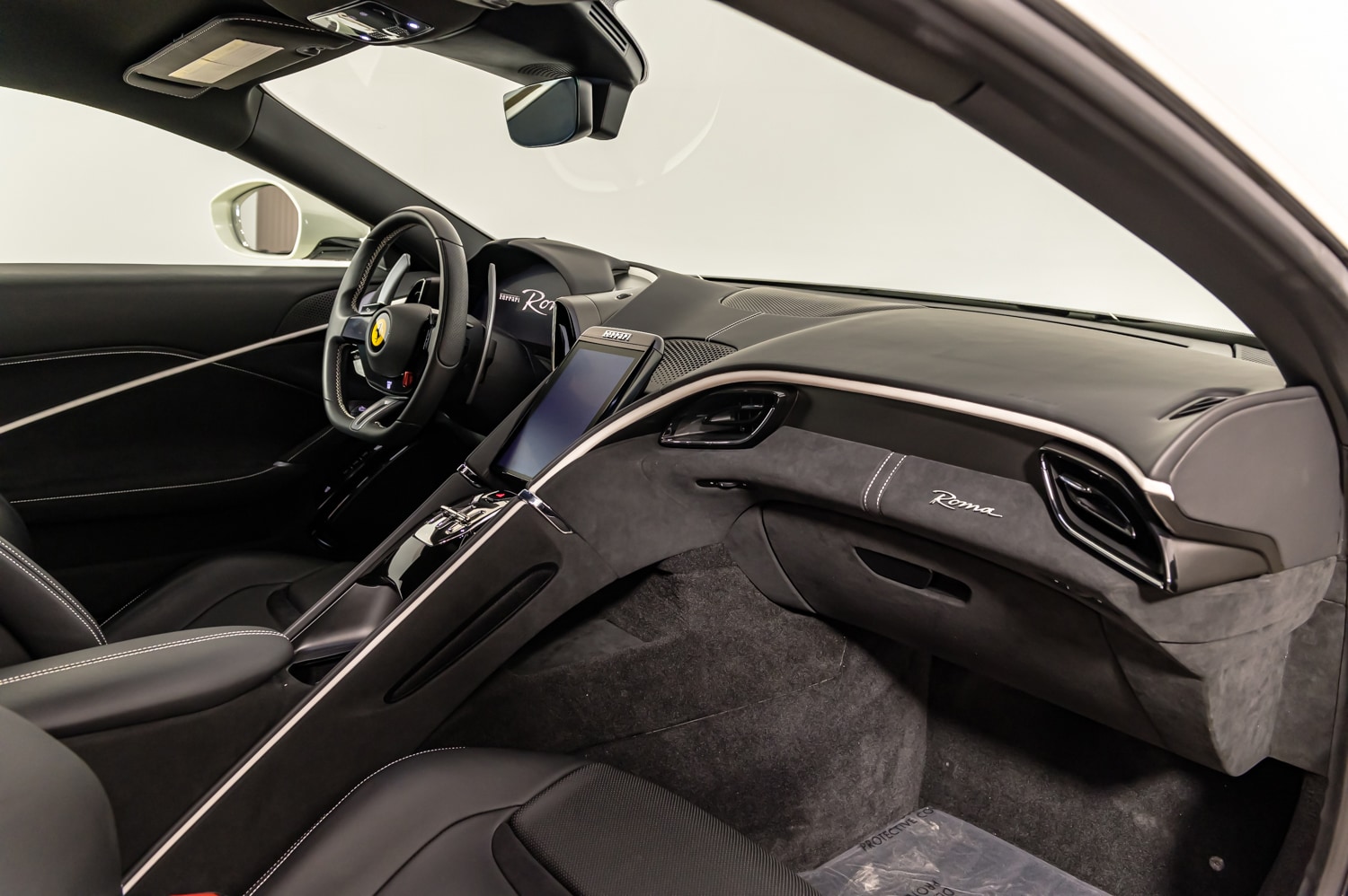 2022 Ferrari Roma photo 22
