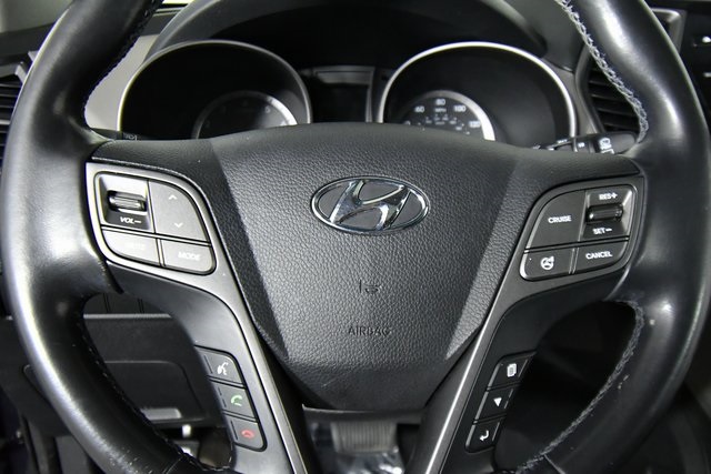 2013 Hyundai Santa Fe Sport photo 2