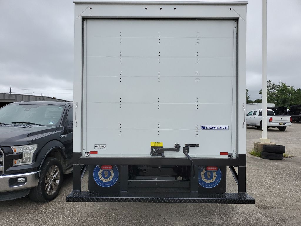 2024 Ford E-350 photo 3