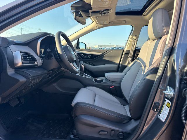 2025 Subaru Outback Limited photo 17