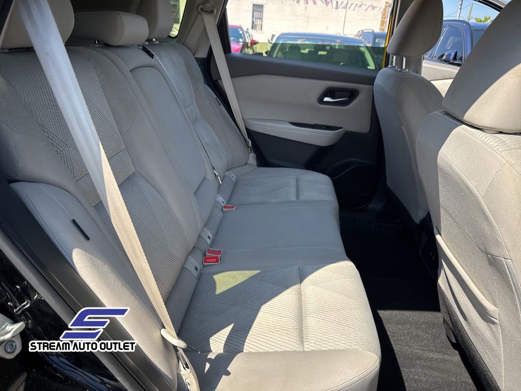 2024 Nissan Rogue SV photo 26