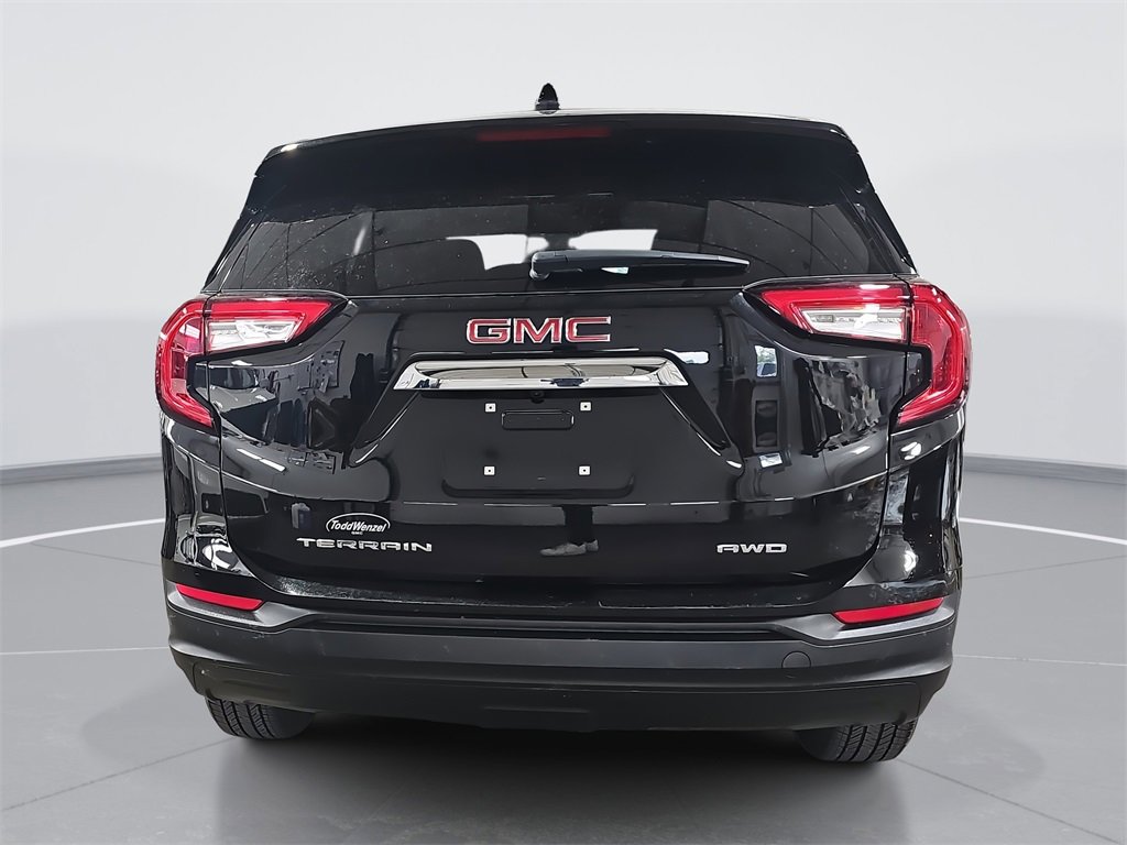 2024 Gmc Terrain SLE photo 3