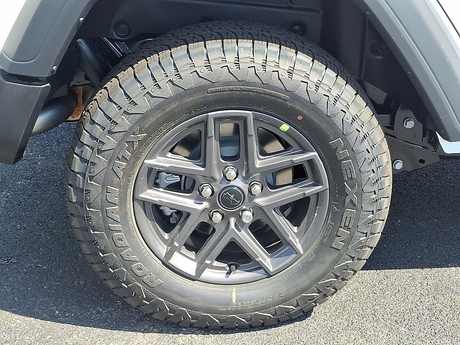 2025 Jeep Wrangler Sport S photo 5