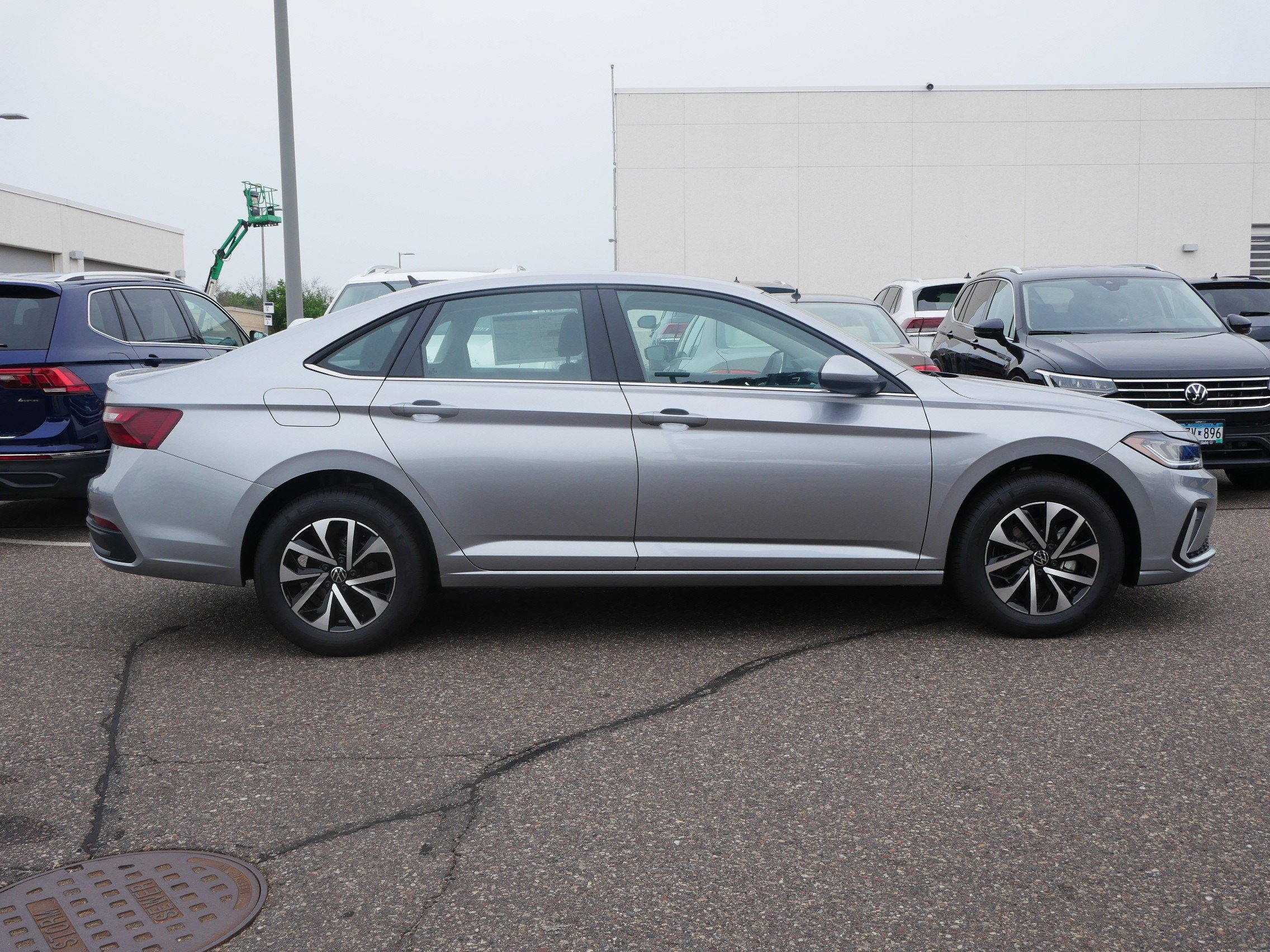 2025 Volkswagen Jetta S photo 2
