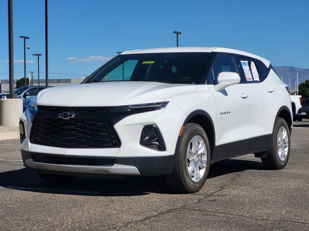 2022 Chevrolet Blazer 2LT photo 2