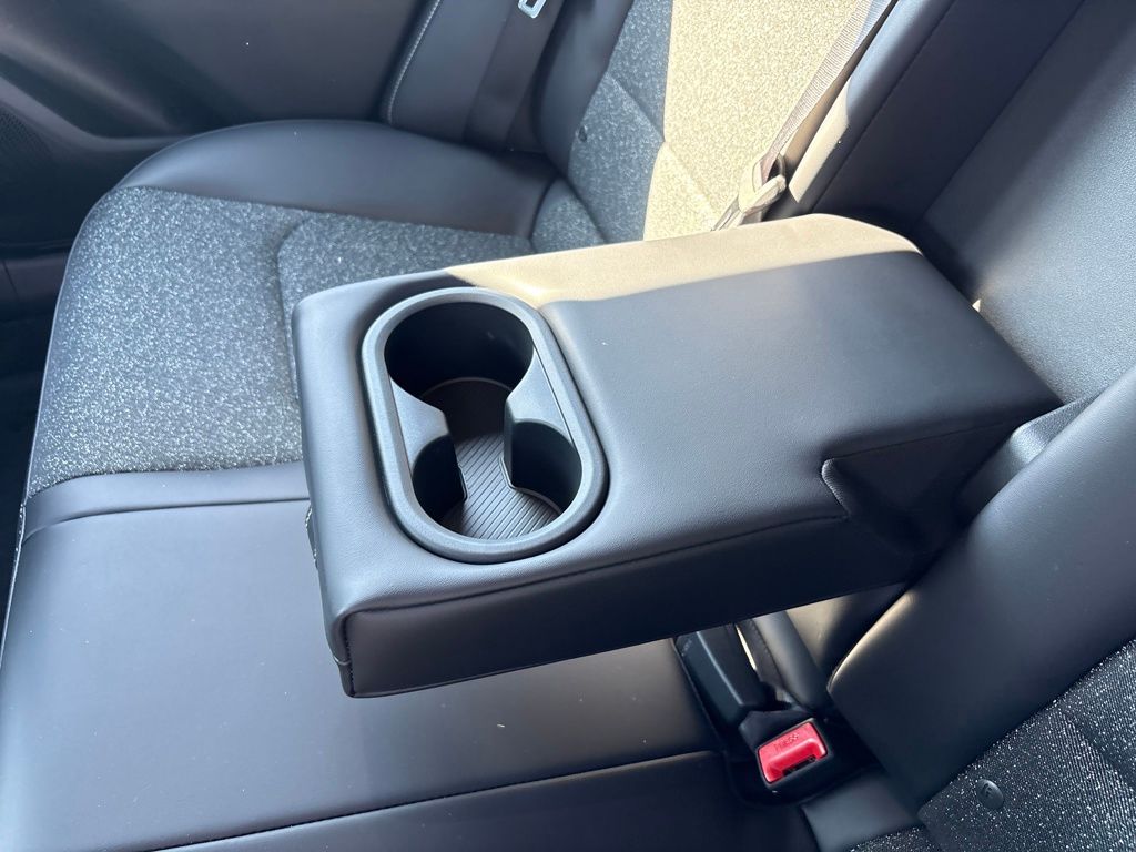2025 Kia K4 GT-Line photo 23