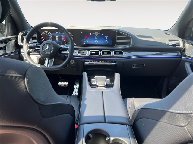 2025 Mercedes Benz GLS 580 4MATIC photo 9