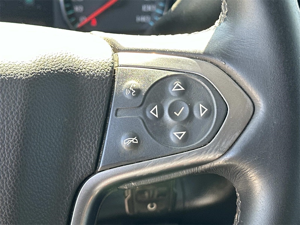 2017 Chevrolet Silverado 1500 LT photo 21