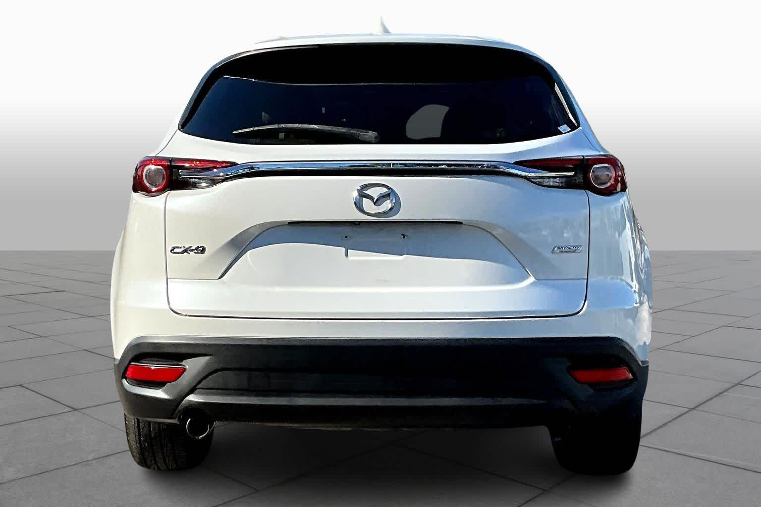 2018 Mazda CX-9 Touring photo 4