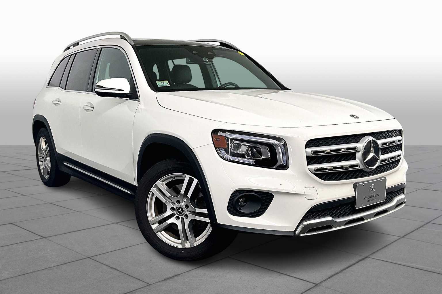 2021 Mercedes Benz GLB 250 4MATIC photo 2