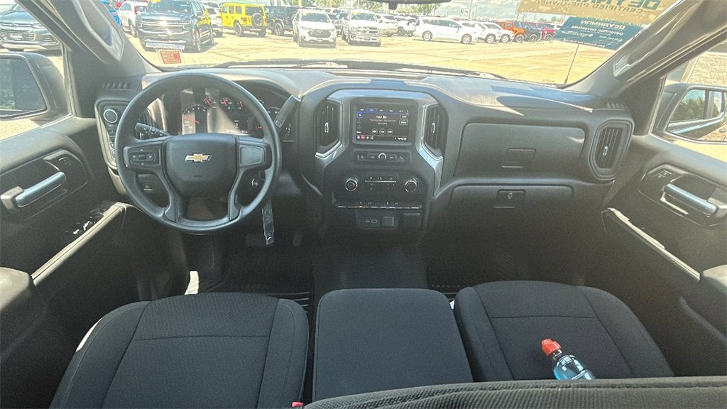 2021 Chevrolet Silverado 1500 Custom photo 24