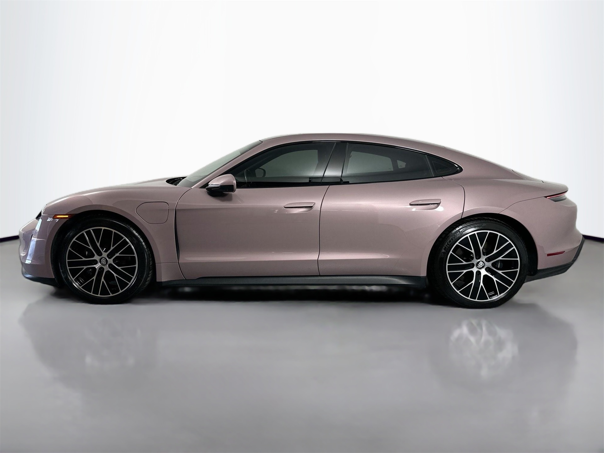 Used 2022 Porsche Taycan Base with VIN WP0AA2Y1XNSA12066 for sale in Fort Worth, TX