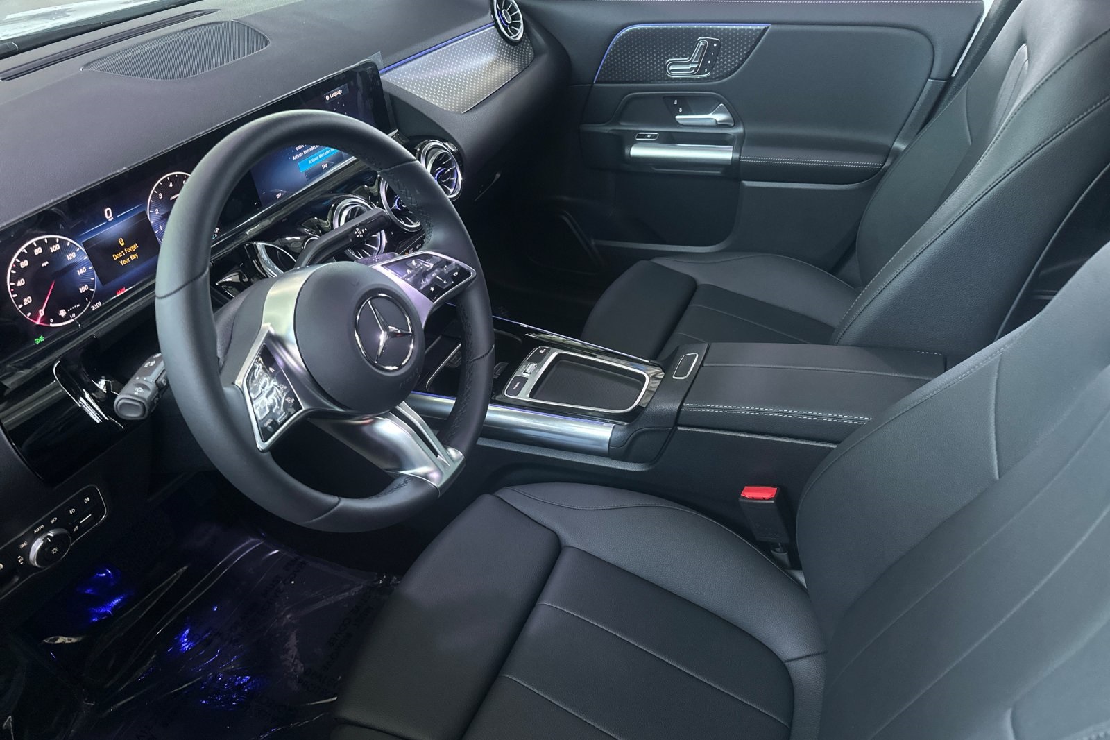 2025 Mercedes Benz GLA 250 4MATIC photo 8