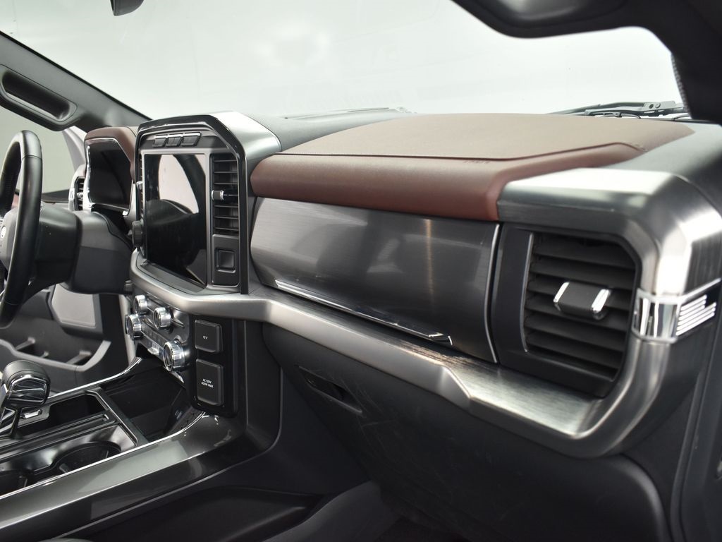 2023 Ford F-150 Lariat photo 22