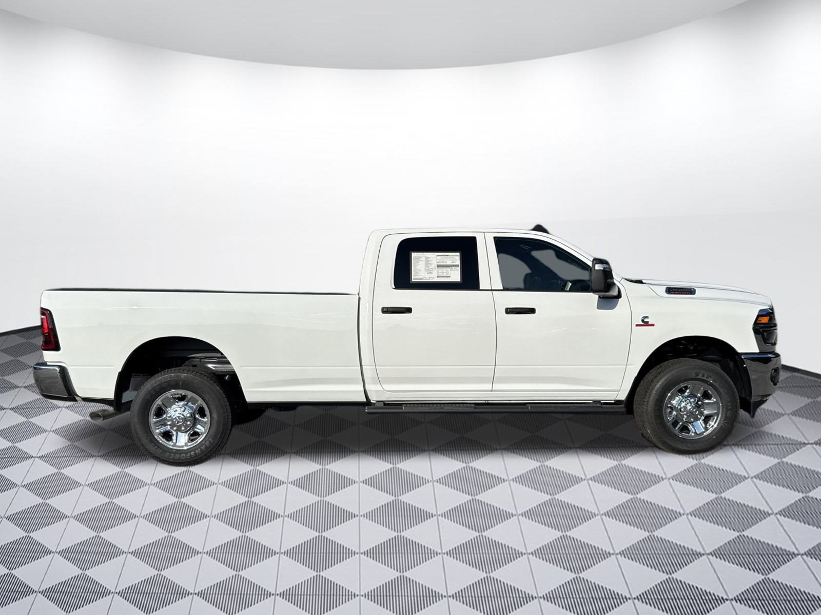 2025 Ram 2500 Tradesman photo 2