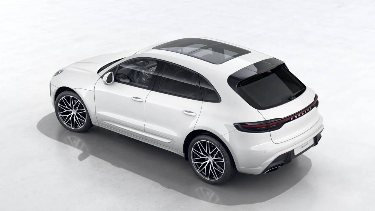 2026 Porsche Macan T photo 4