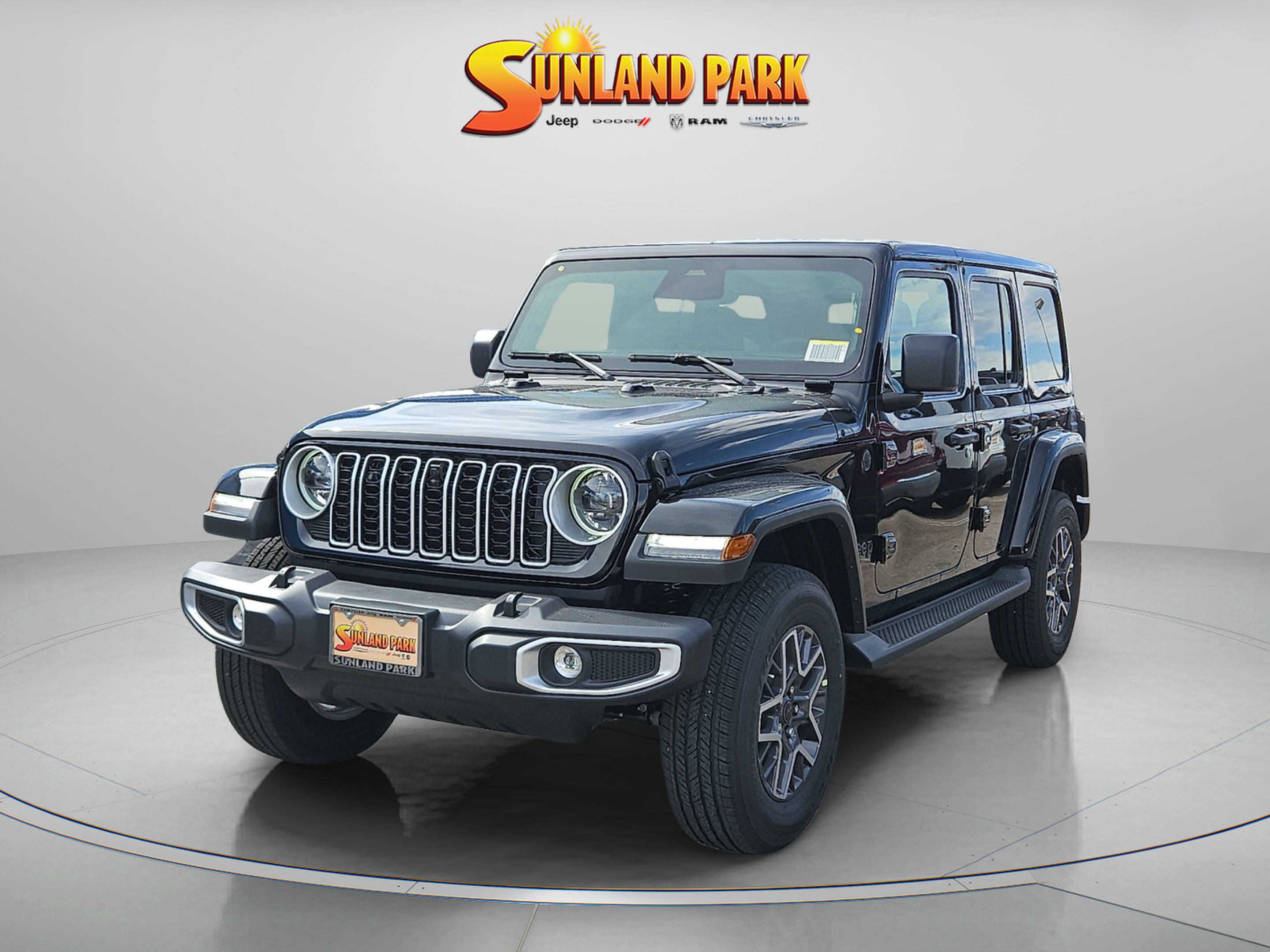 2025 Jeep Wrangler Sahara photo 2