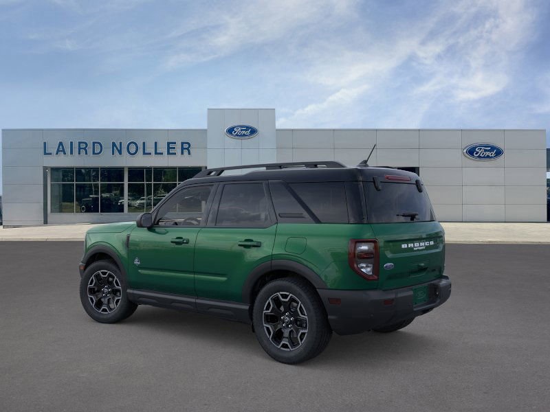 2025 Ford Bronco Sport Outer Banks photo 4