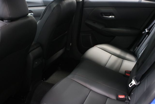 2025 Nissan Sentra SR photo 19