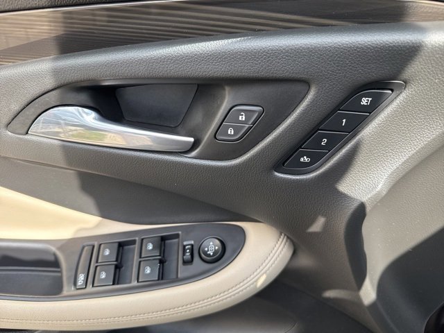 2020 Buick Envision Essence photo 10