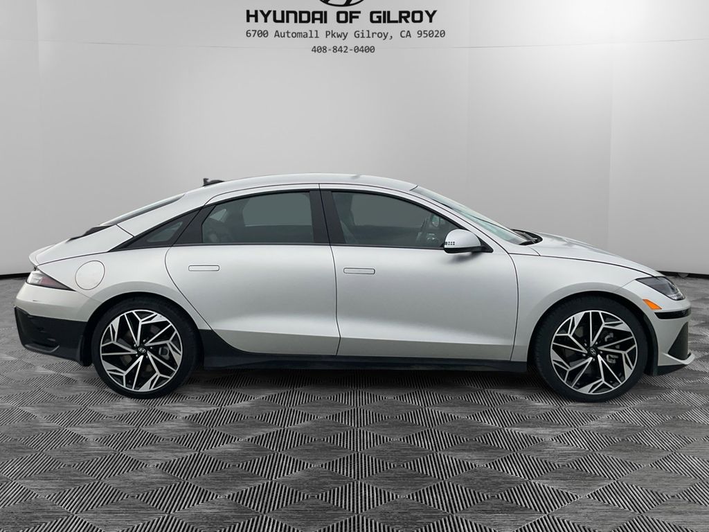 2023 Hyundai Ioniq 6 SEL photo 4
