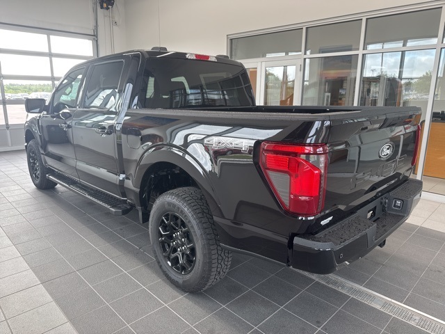 2025 Ford F-150 XLT photo 4