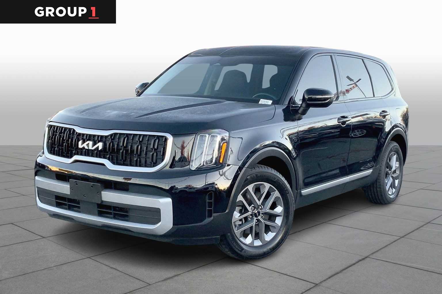 2023 Kia Telluride LX's photo