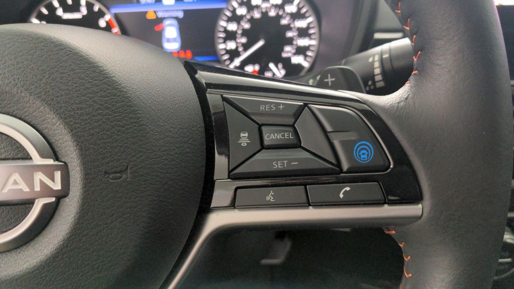 2024 Nissan Altima SR photo 18