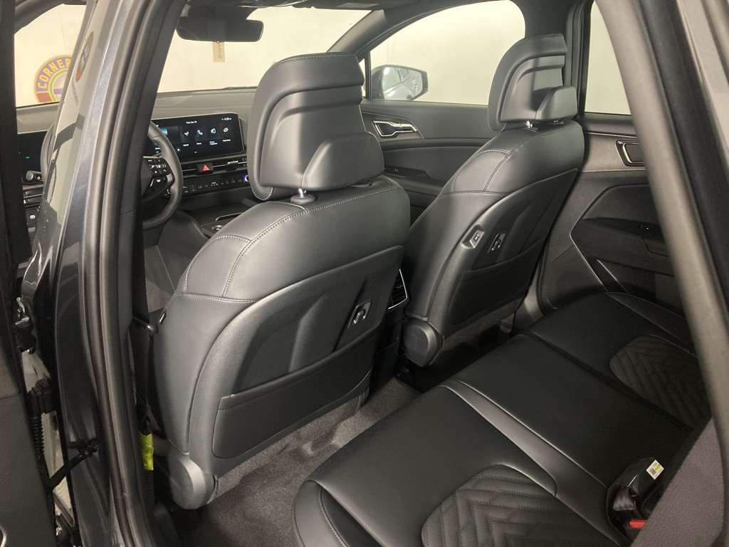 2026 Kia Sportage Hybrid X-Line photo 2