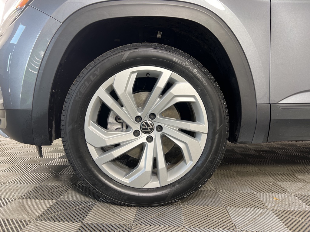 2022 Volkswagen Atlas SE Technology photo 3