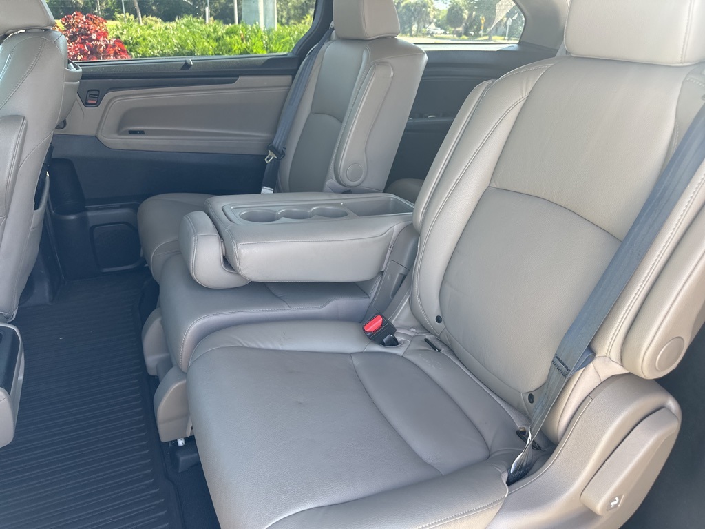 2020 Honda Odyssey EX-L photo 3