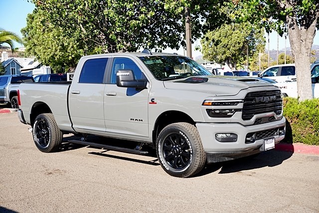 New 2026 Ceramic Gray Clear-Coat Exterior Paint RAM Laramie image 6