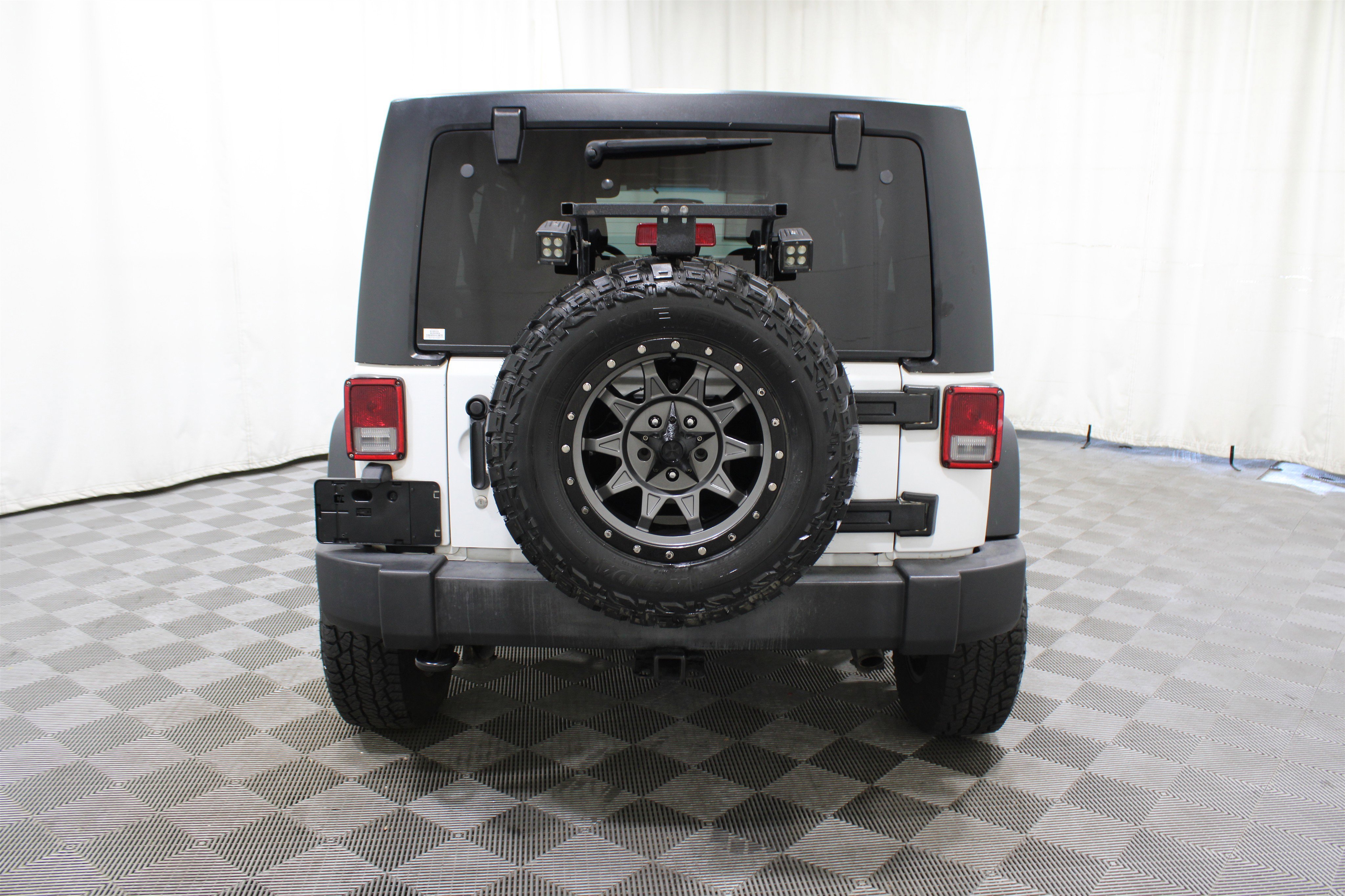 2017 Jeep Wrangler Unlimited Sport photo 12