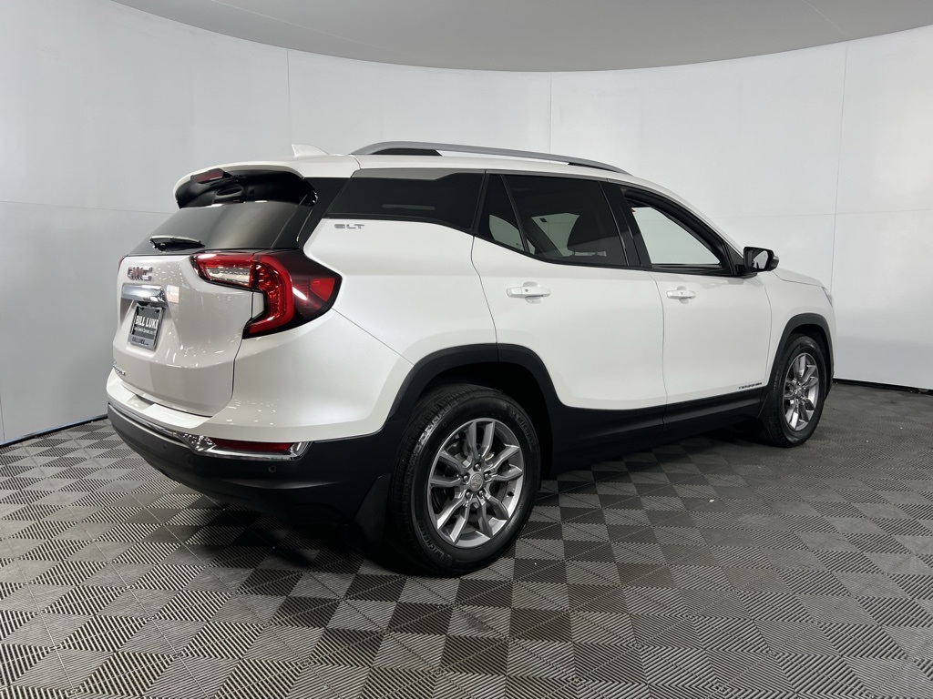 2022 Gmc Terrain SLT photo 2