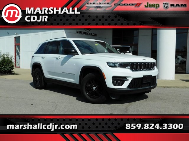 2023 Jeep Grand Cherokee Laredo's photo