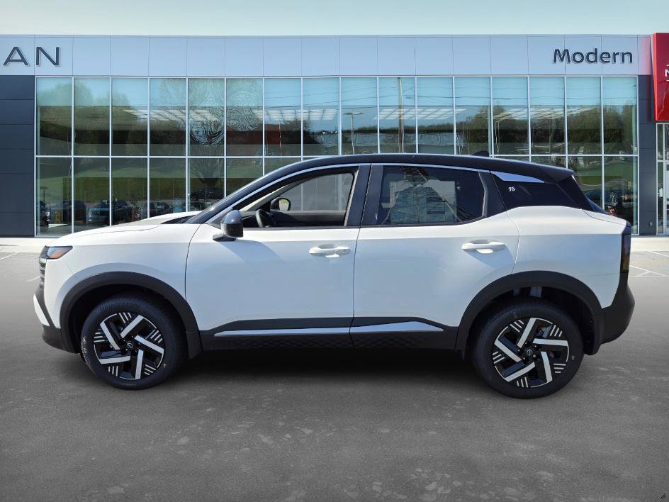 2025 Nissan Kicks SV photo 7