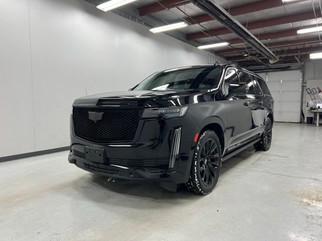 2023 Cadillac Escalade ESV Sport Platinum's photo