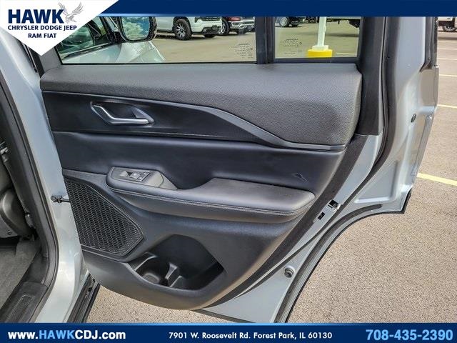 2024 JEEP GRAND CHEROKEE - Image 30