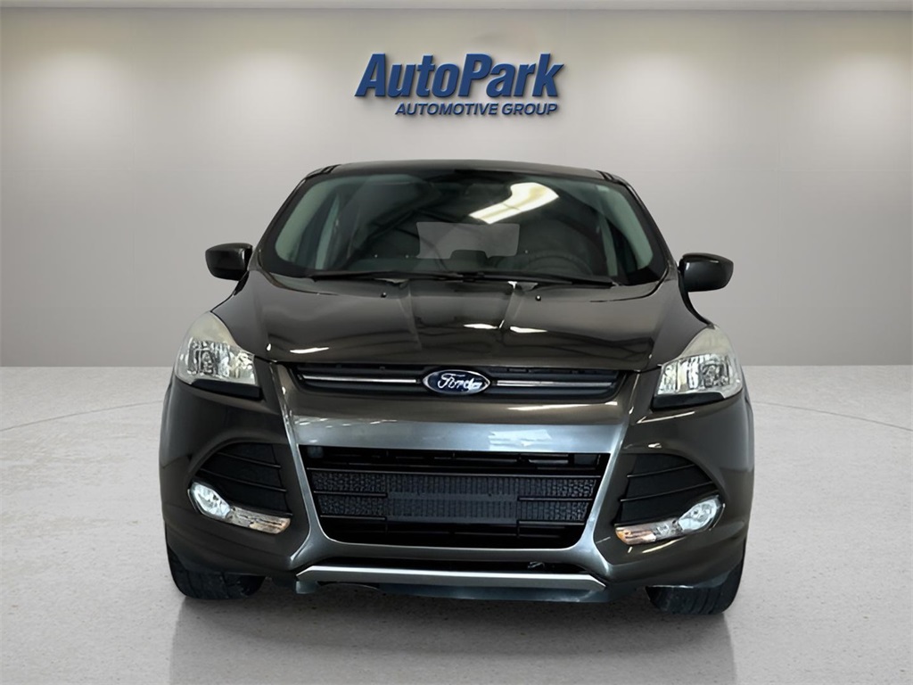 2016 Ford Escape SE photo 2