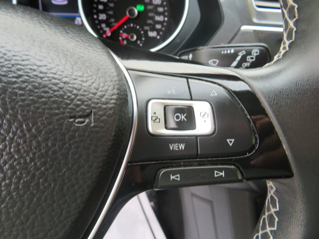 2021 Volkswagen Tiguan SE photo 29