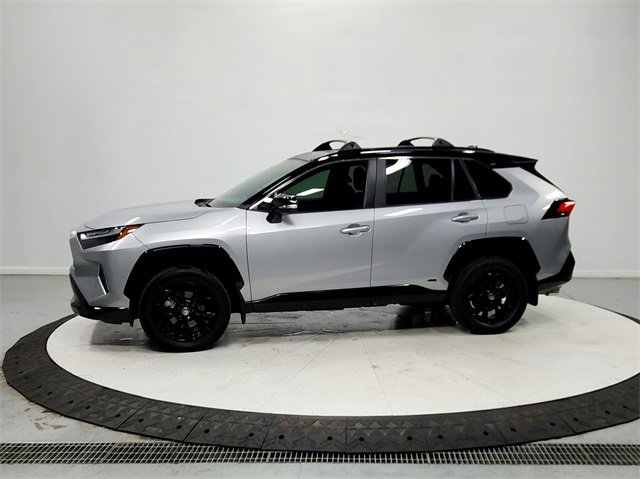 2024 Toyota RAV4 Hybrid XSE photo 3