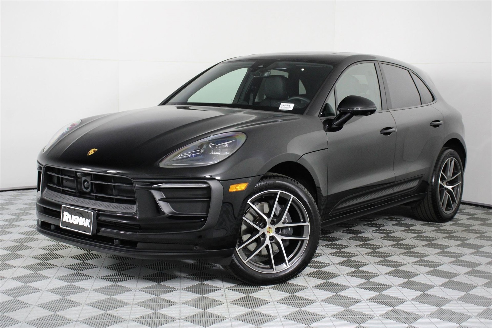 2025 Porsche Macan T's photo