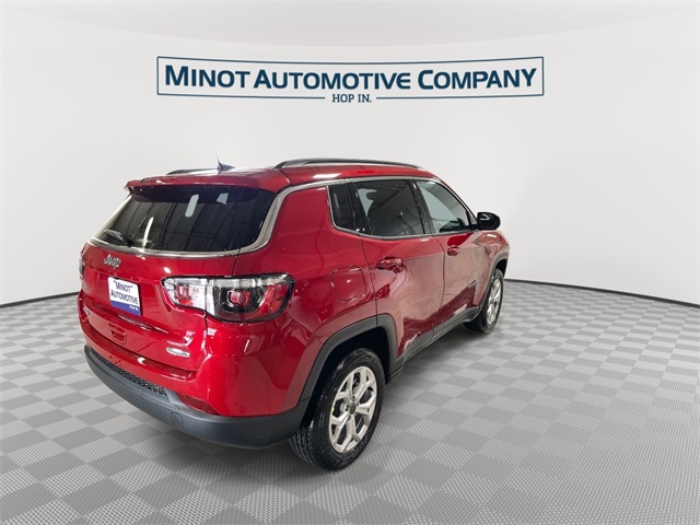 2025 Jeep Compass Latitude photo 6