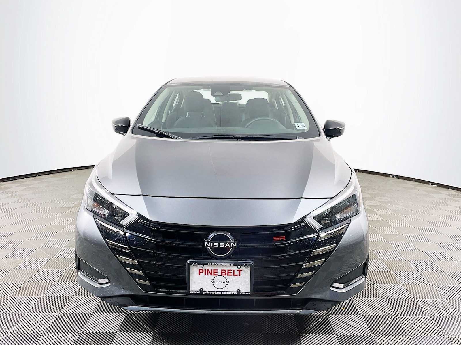 2024 Nissan Versa SR photo 2